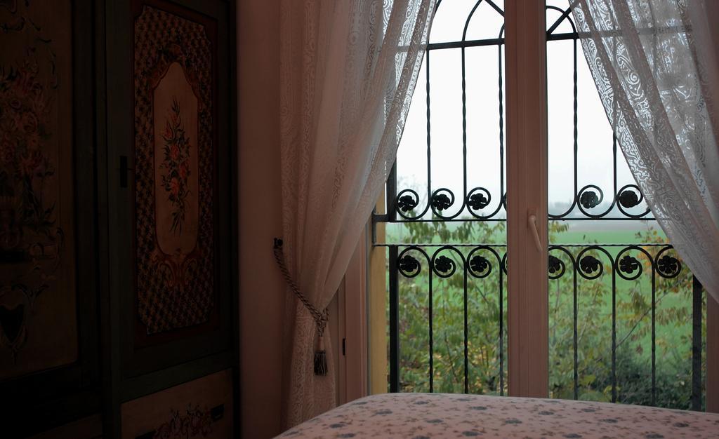La Corte Del Cavaliere Bed & Breakfast Calderara di Reno Pokój zdjęcie